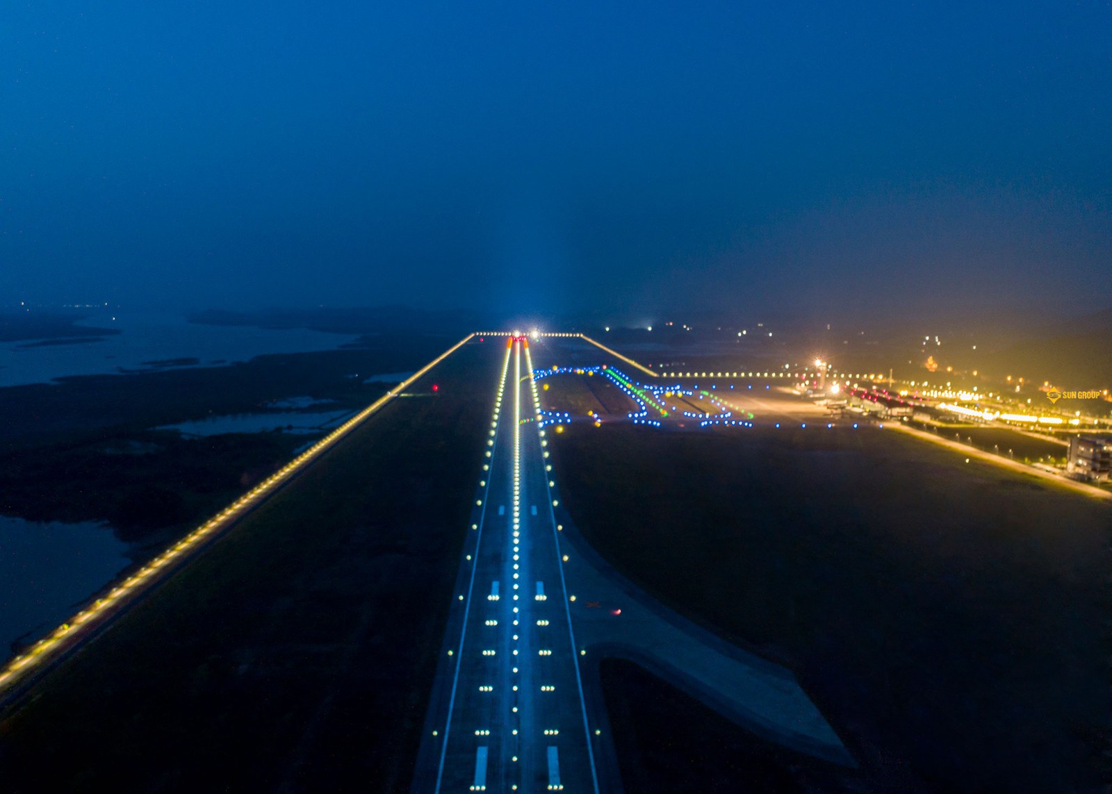 Van Don runway at night